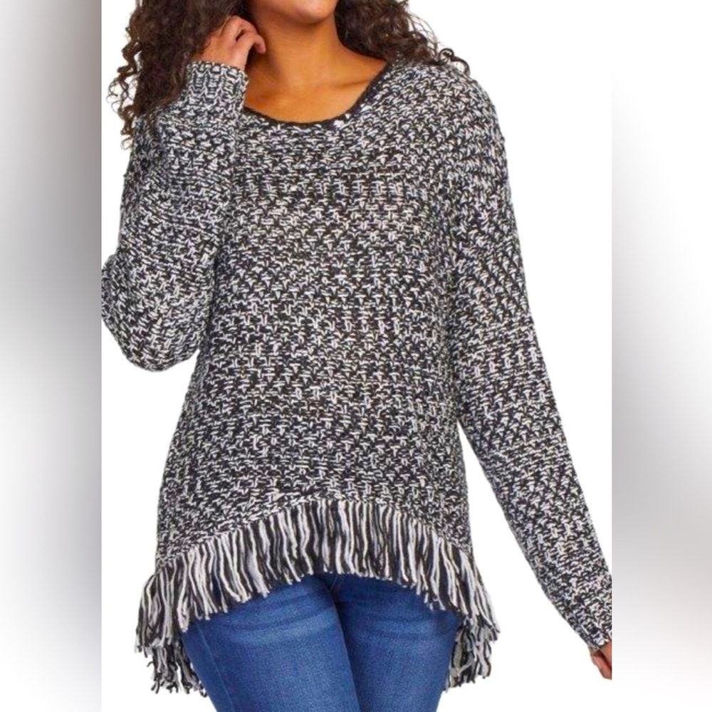 It’s Our Time Black/Gray Fringe Sweater Size Medium